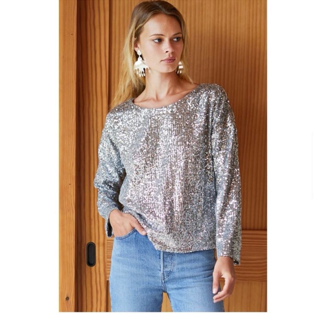 Emerson Fry Silver Sequin Keyhole Top – Size Medium – NWT